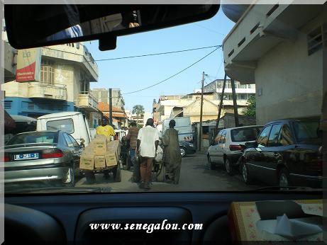 pousse-embouteillage.JPG