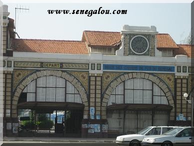 gare-dakar.JPG