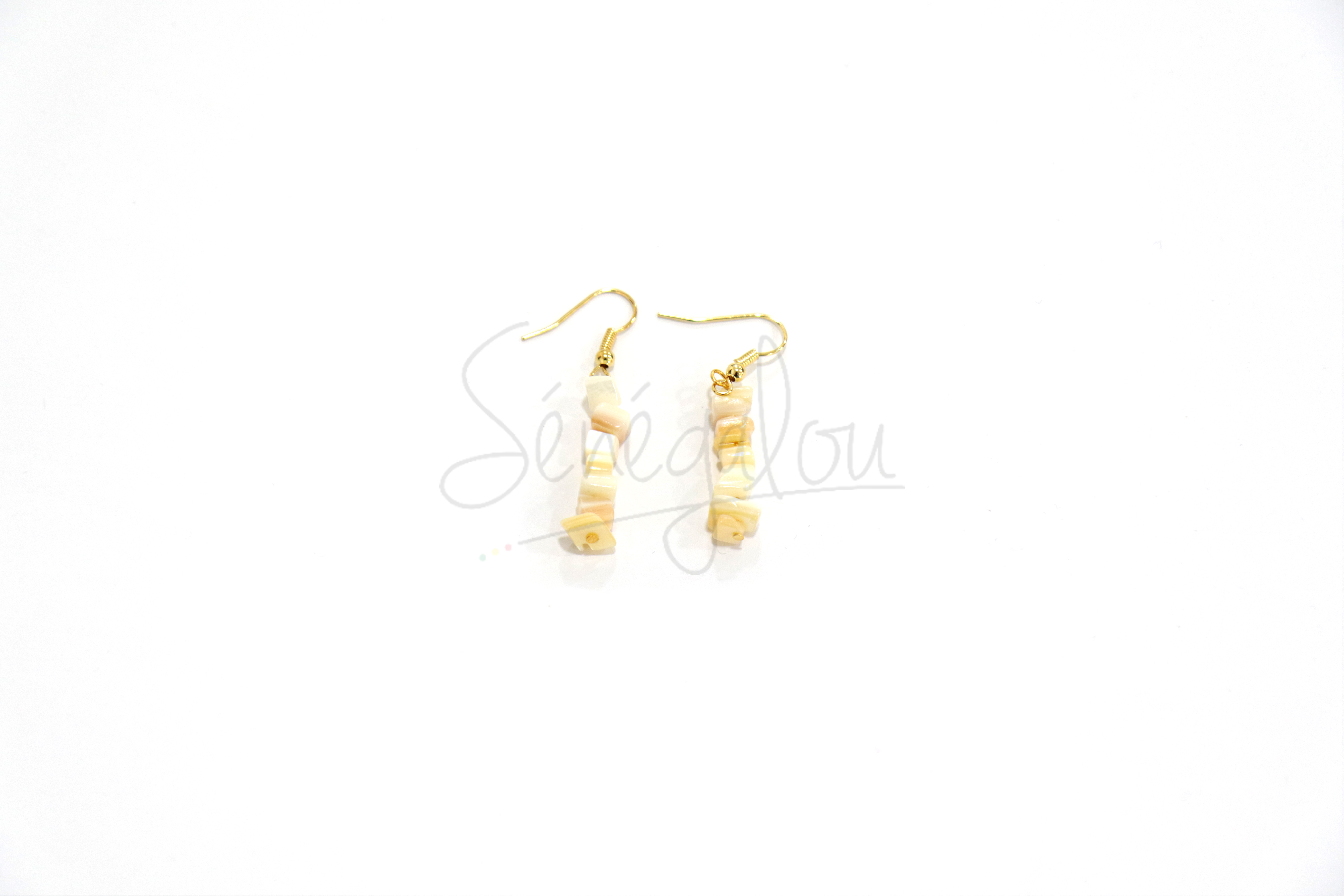 Boucles D’oreilles Baroques Nacre PM